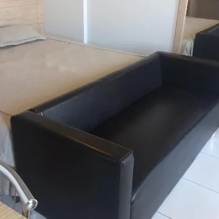 Golden dolphin Express 5pessoas mais 1 criança até 5 anos com toalhas e roupas de cama,lençóis, travesseiros e fronhas e 3 parques aquáticos termais limpeza impostos e taxas já incluso Caldas Novas Exterior foto
