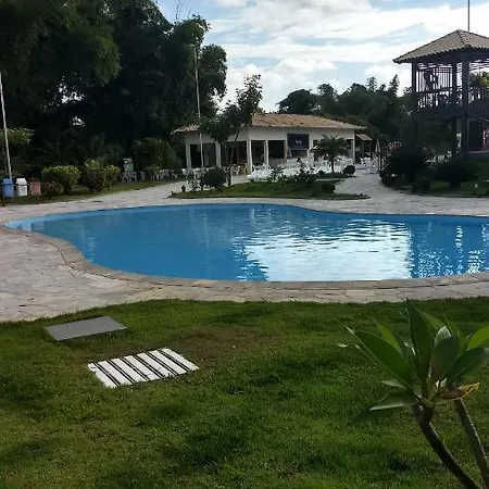 Golden dolphin Express 5pessoas mais 1 criança até 5 anos com toalhas e roupas de cama,lençóis, travesseiros e fronhas e 3 parques aquáticos termais limpeza impostos e taxas já incluso Caldas Novas Exterior foto