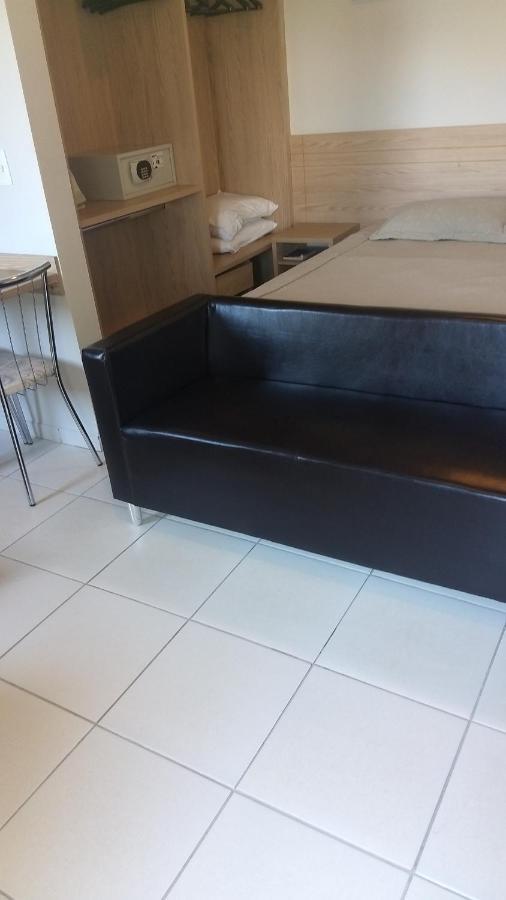 Golden Dolphin Express 5pessoas 1 Criança Até 5 Anos Com Toalhas E Roupas De Cama,lençóis, Travesseiros E Fronhas E 3 Parques Aquáticos Termais Limpeza Impostos E Taxas Já Incluso Apartamento Caldas Novas