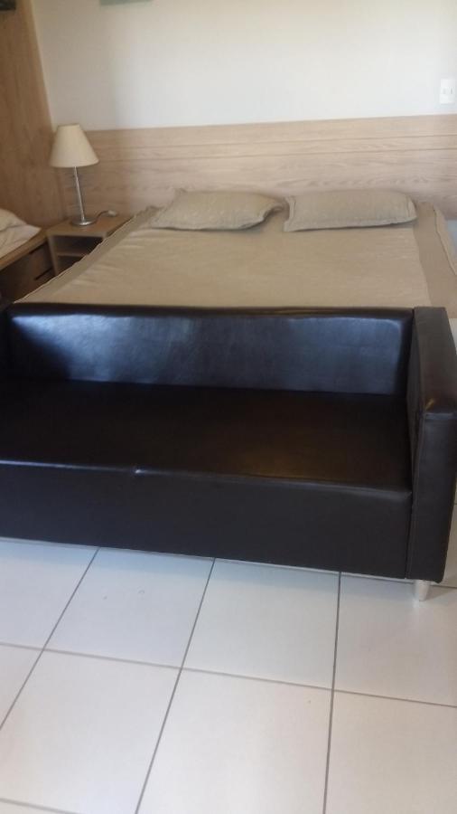 Apartamento Golden Dolphin Express 5pessoas 1 Criança Até 5 Anos Com Toalhas E Roupas De Cama,lençóis, Travesseiros E Fronhas E 3 Parques Aquáticos Termais Limpeza Impostos E Taxas Já Incluso Caldas Novas